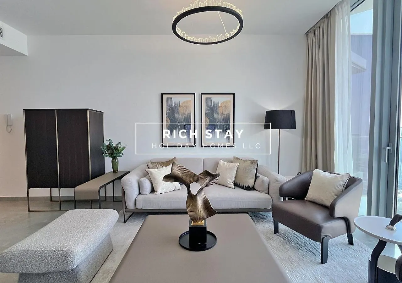 Lush 1Br In Stella Maris, Marina, City View Dubai Apartment